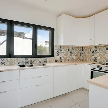 Maison 5 Et Dependance T2 - Avec Jardin - Proche Paris Cachan